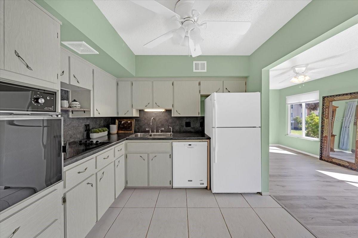 2401 FRANCISCAN DR #39, CLEARWATER, FL, 33763