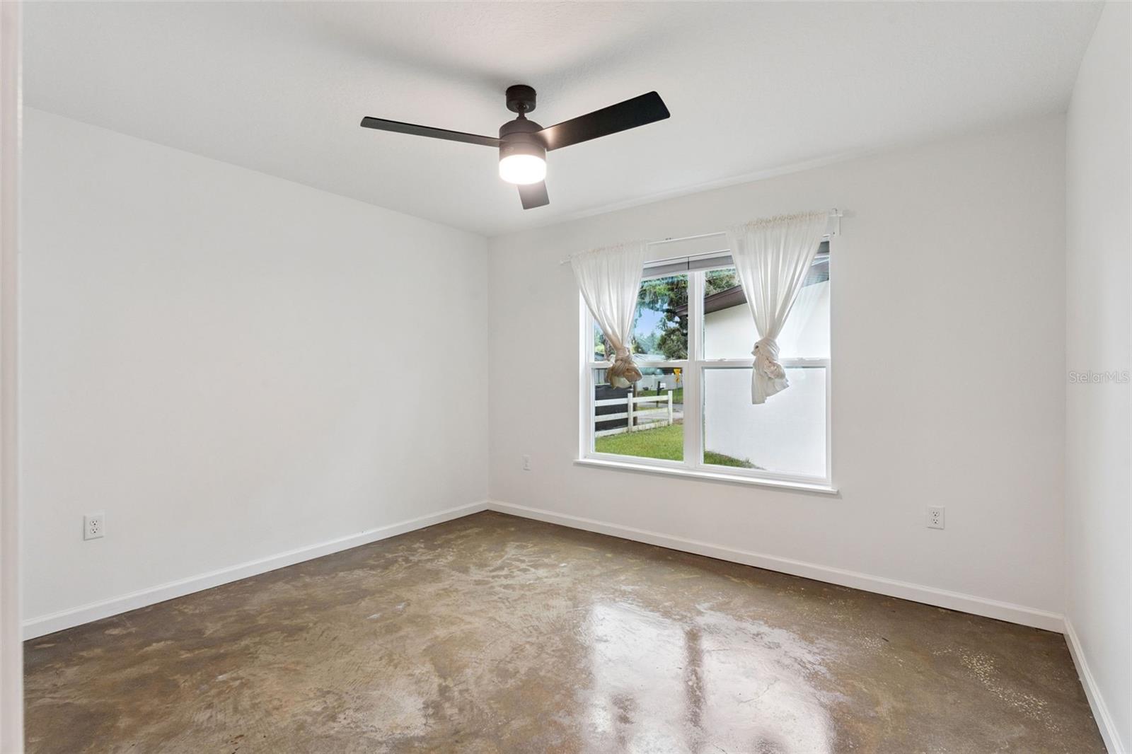 2045 WASHINGTON AVE, SANFORD, FL, 32771