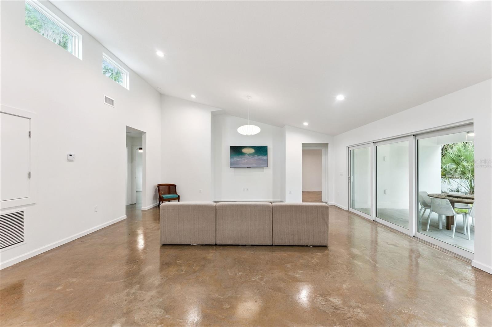2045 WASHINGTON AVE, SANFORD, FL, 32771