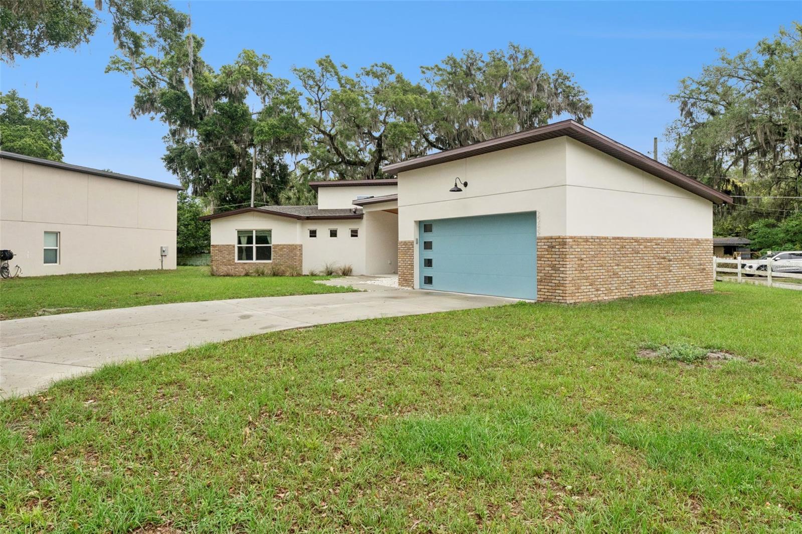 2045 WASHINGTON AVE, SANFORD, FL, 32771