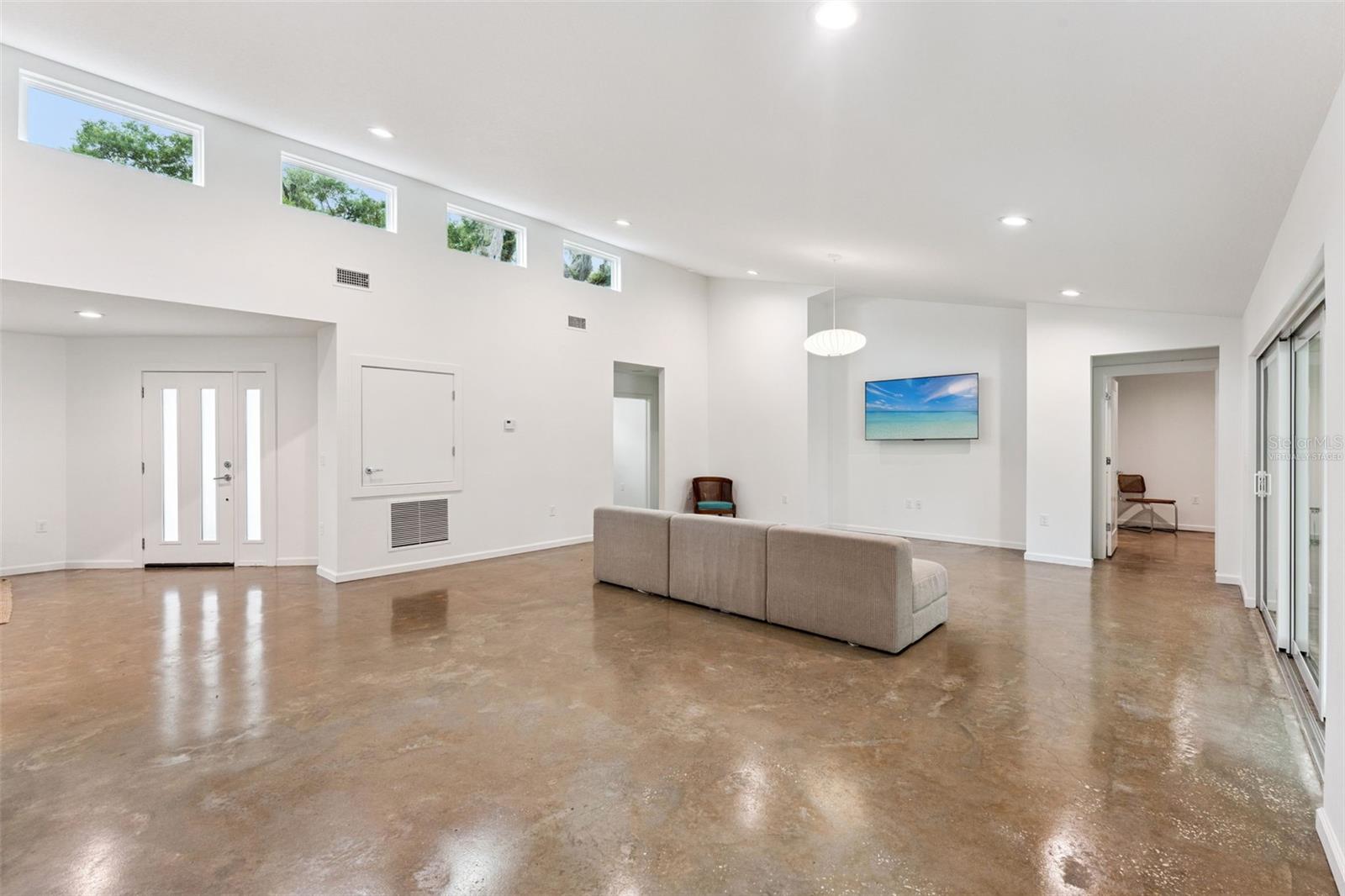 2045 WASHINGTON AVE, SANFORD, FL, 32771