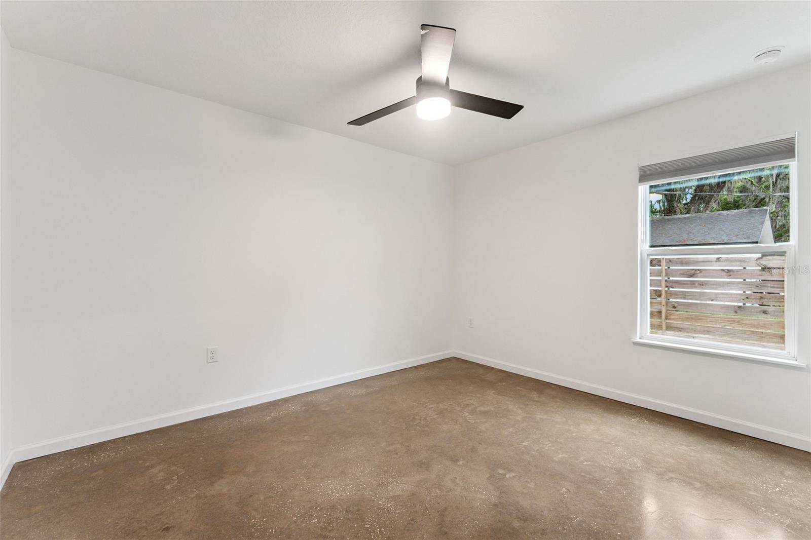 2045 WASHINGTON AVE, SANFORD, FL, 32771
