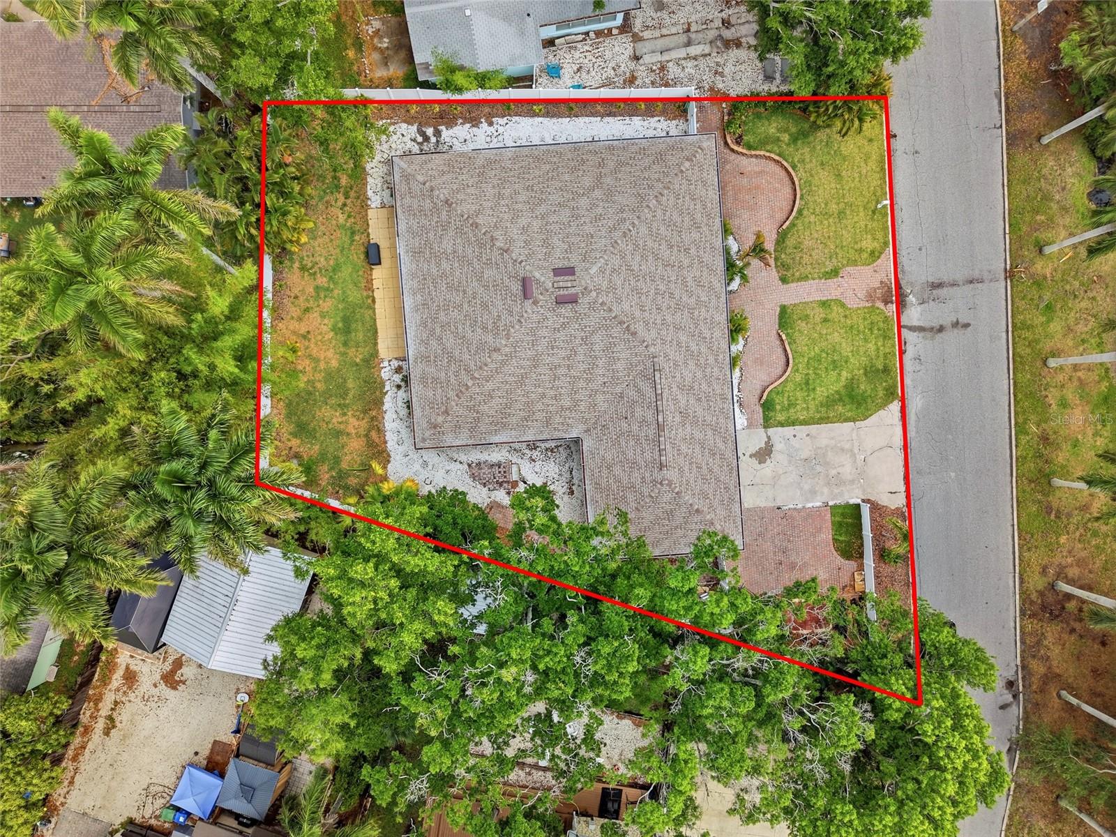 2004 VIRGINIA DR, BRADENTON, FL, 34205