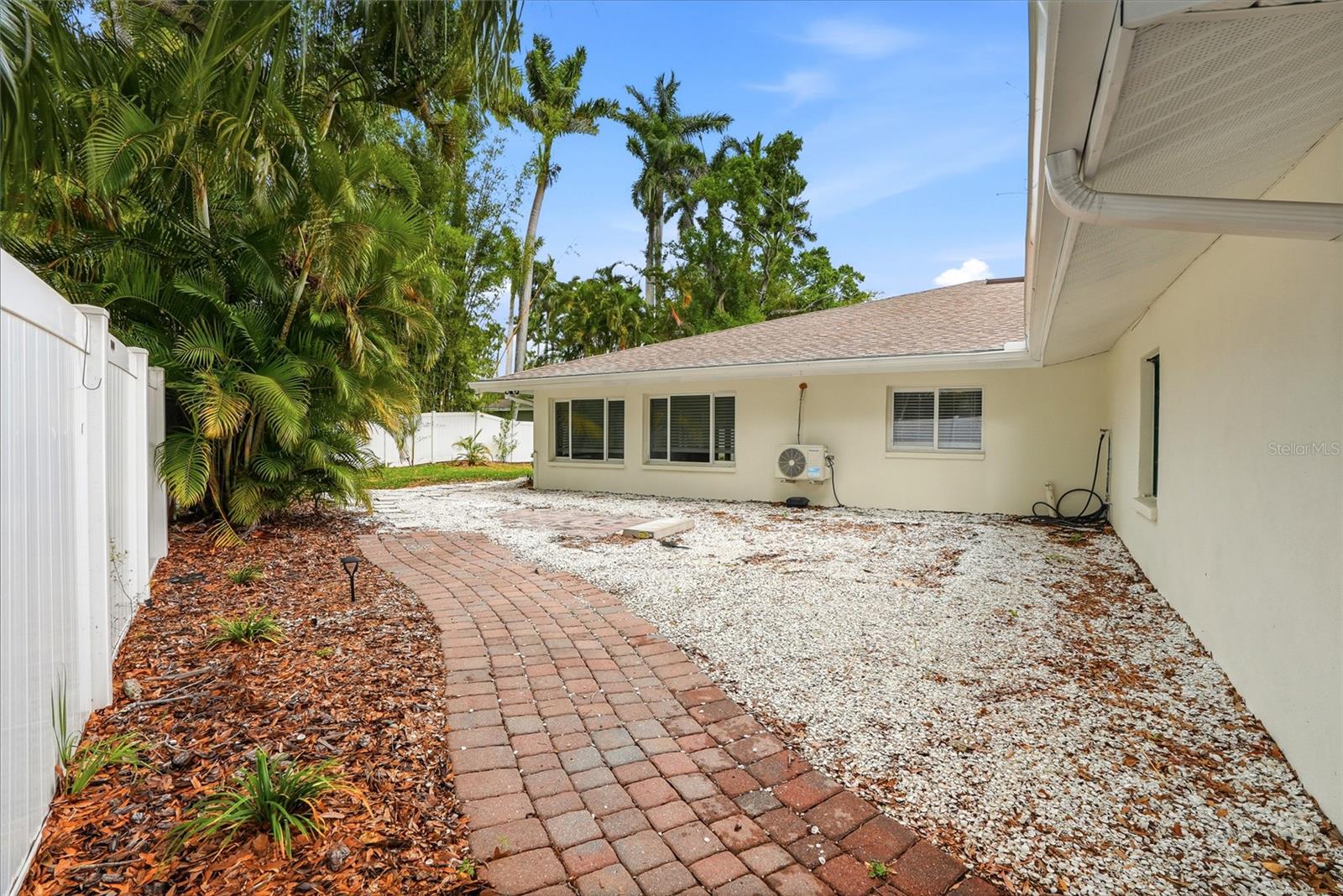 2004 VIRGINIA DR, BRADENTON, FL, 34205