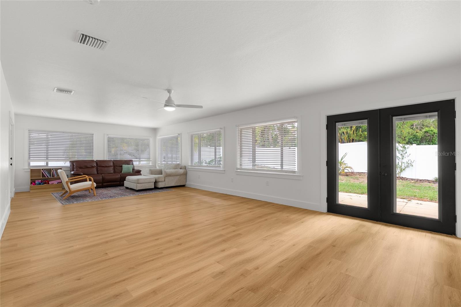 2004 VIRGINIA DR, BRADENTON, FL, 34205