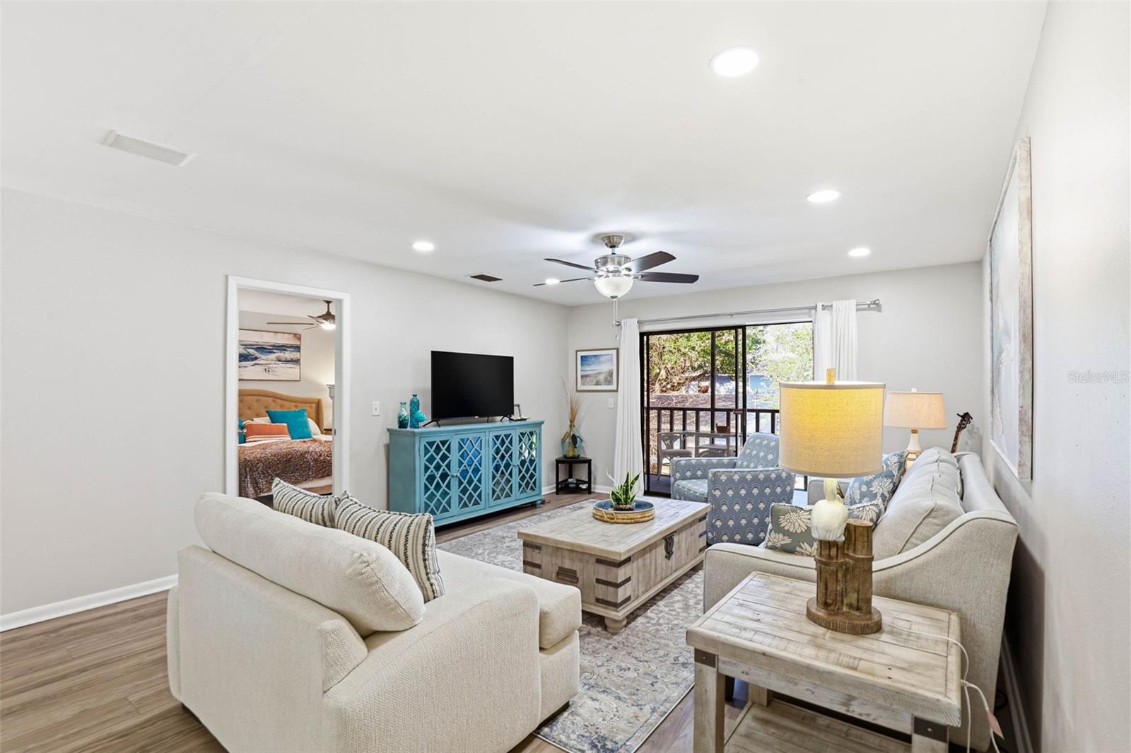 101 LAKE AVE NE #215, LARGO, FL, 33771