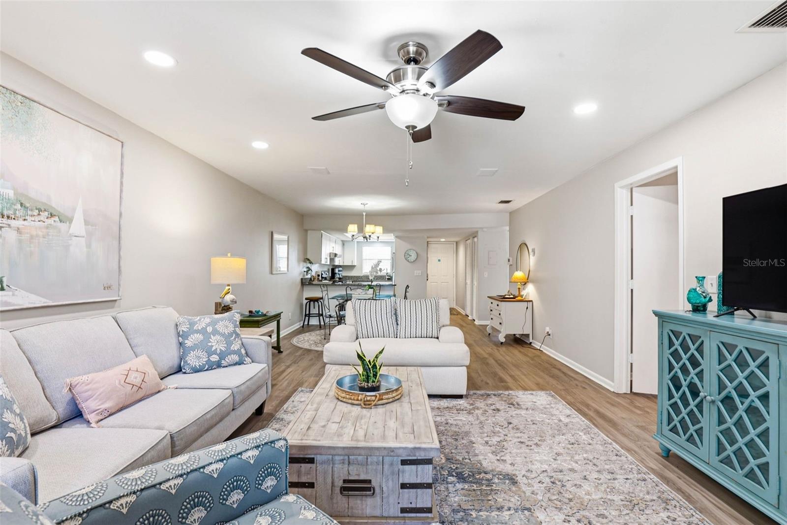101 LAKE AVE NE #215, LARGO, FL, 33771