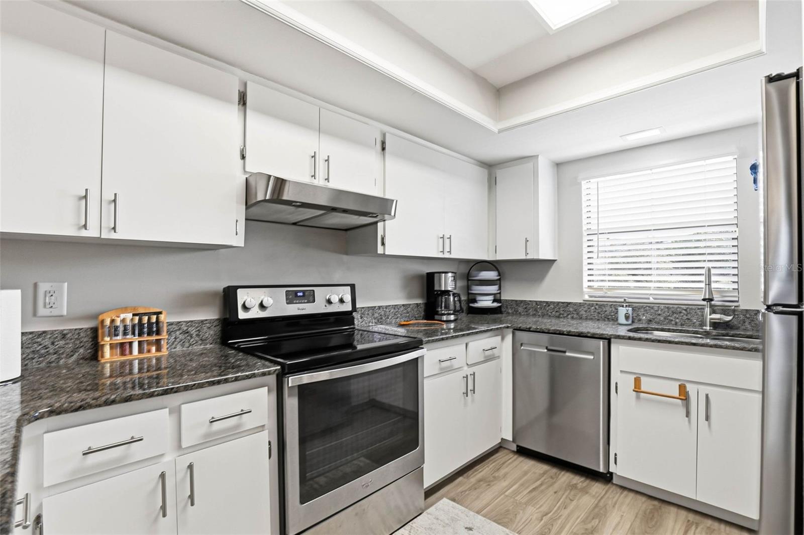 101 LAKE AVE NE #215, LARGO, FL, 33771