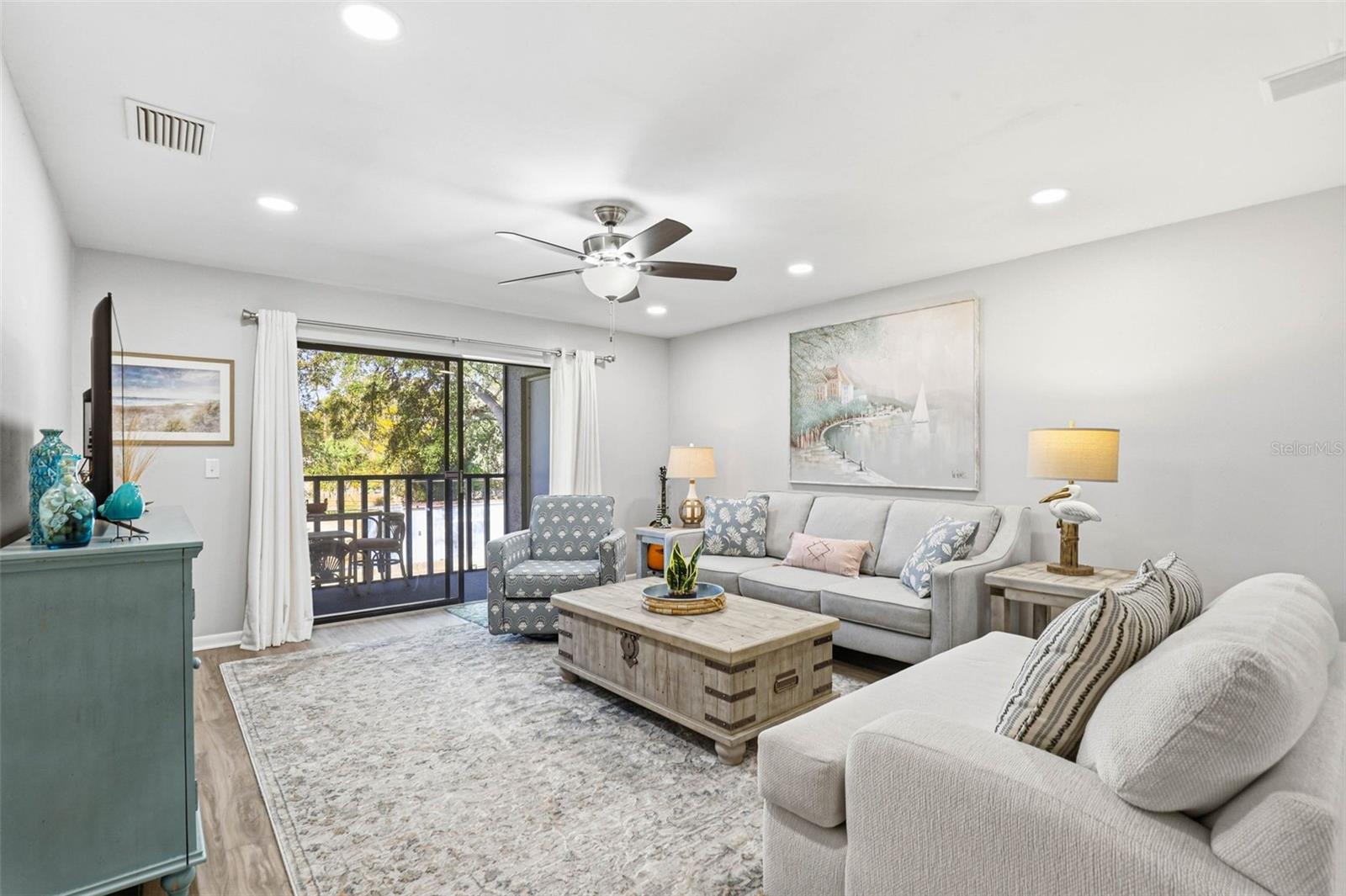 101 LAKE AVE NE #215, LARGO, FL, 33771