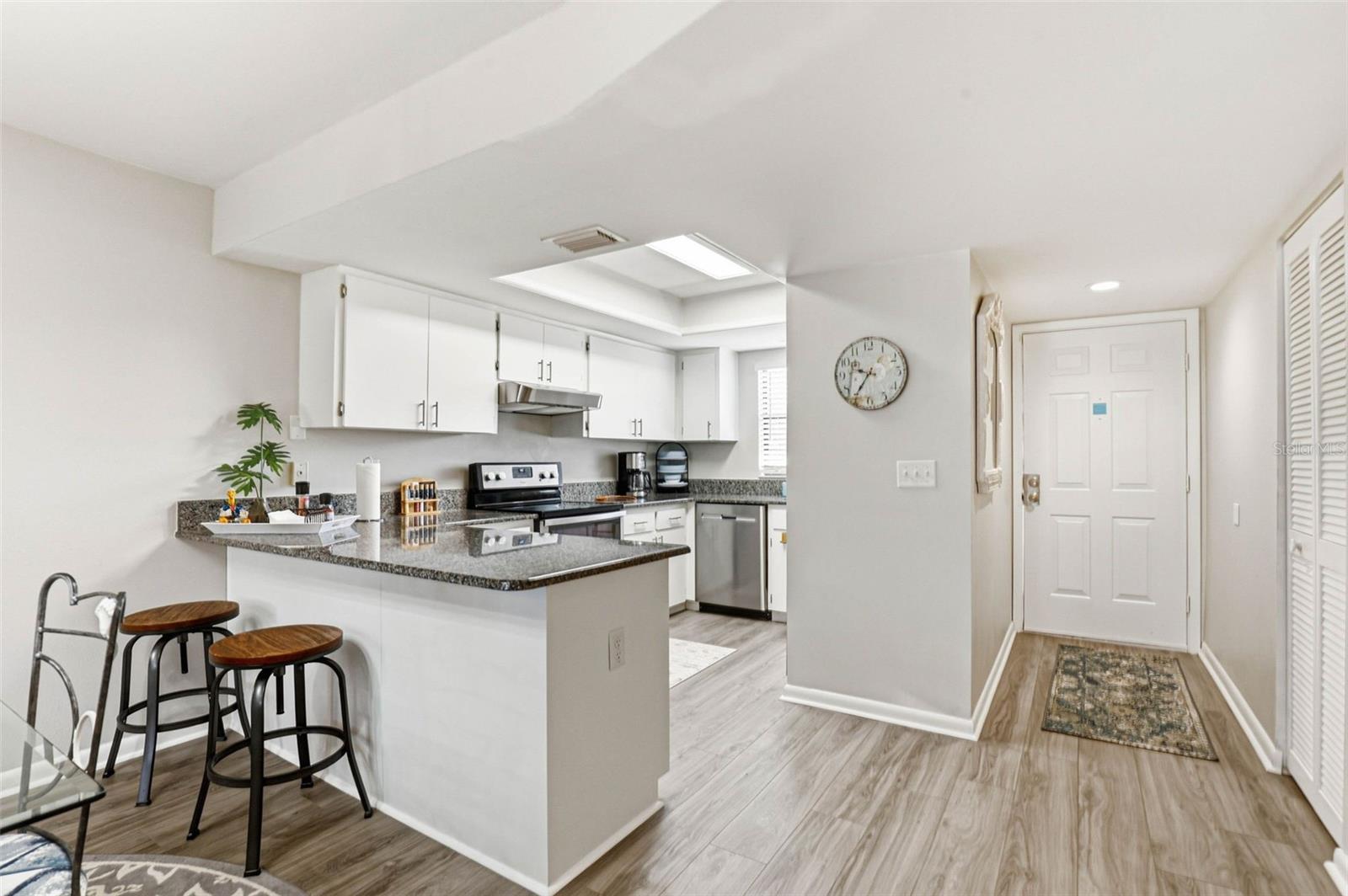 101 LAKE AVE NE #215, LARGO, FL, 33771