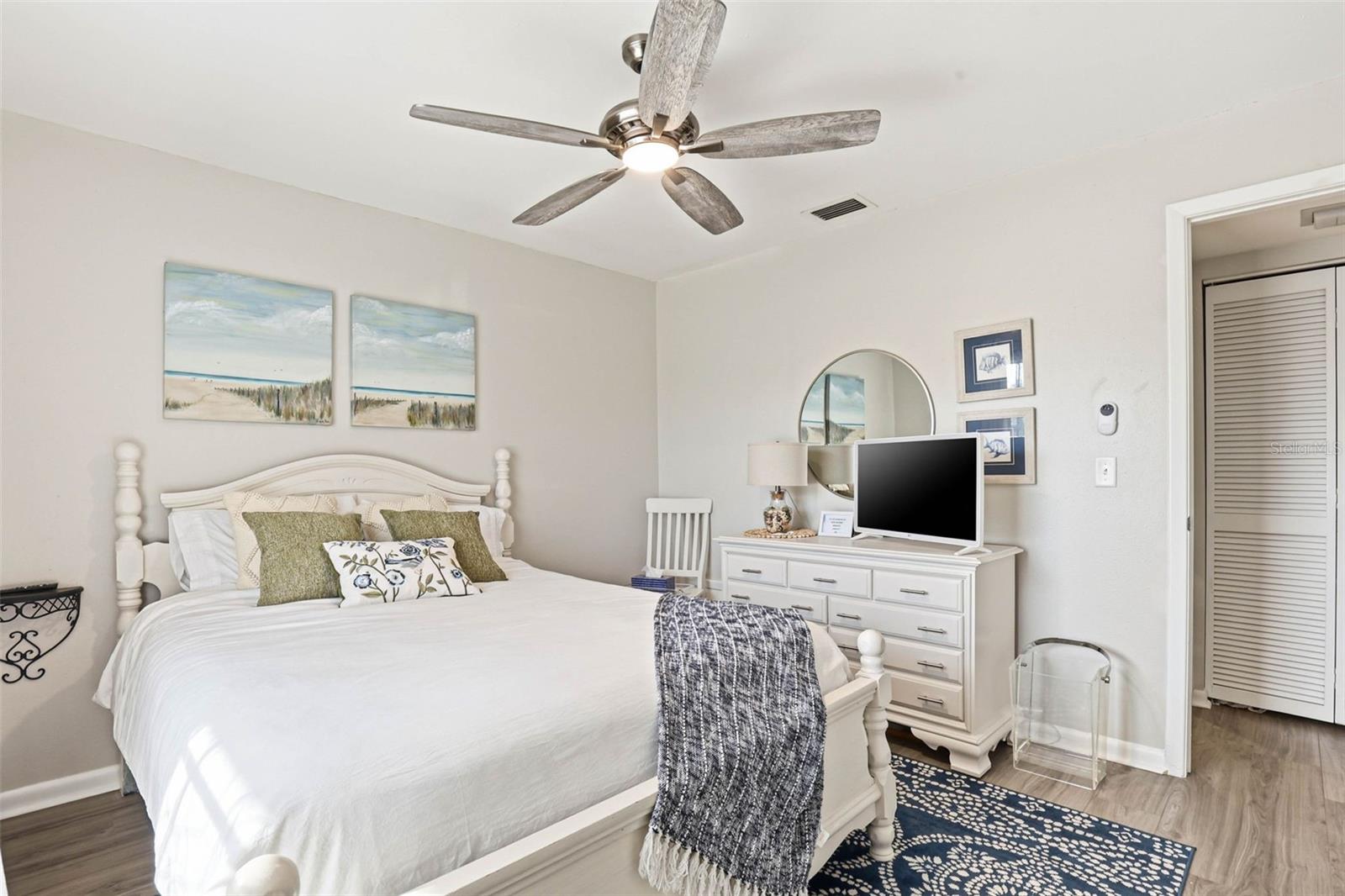 101 LAKE AVE NE #215, LARGO, FL, 33771