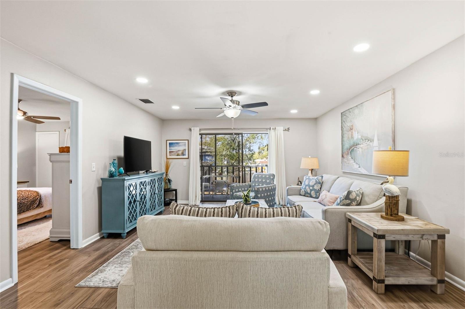 101 LAKE AVE NE #215, LARGO, FL, 33771