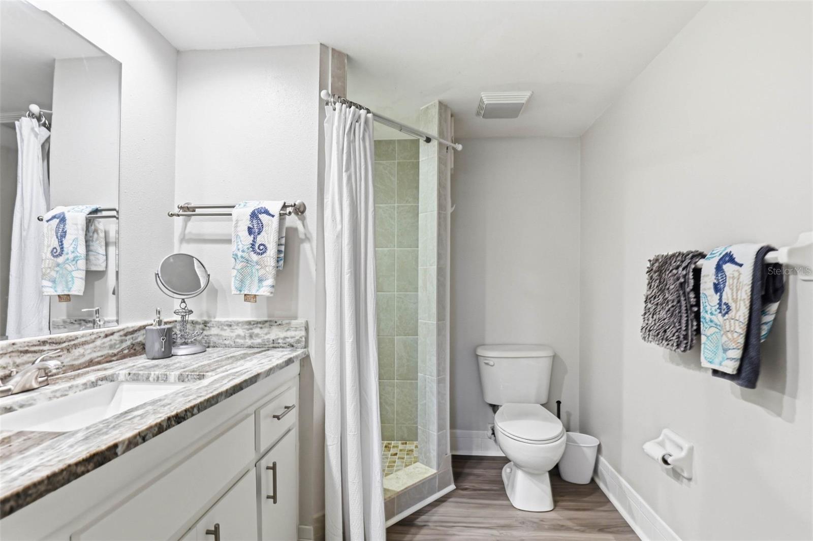 101 LAKE AVE NE #215, LARGO, FL, 33771