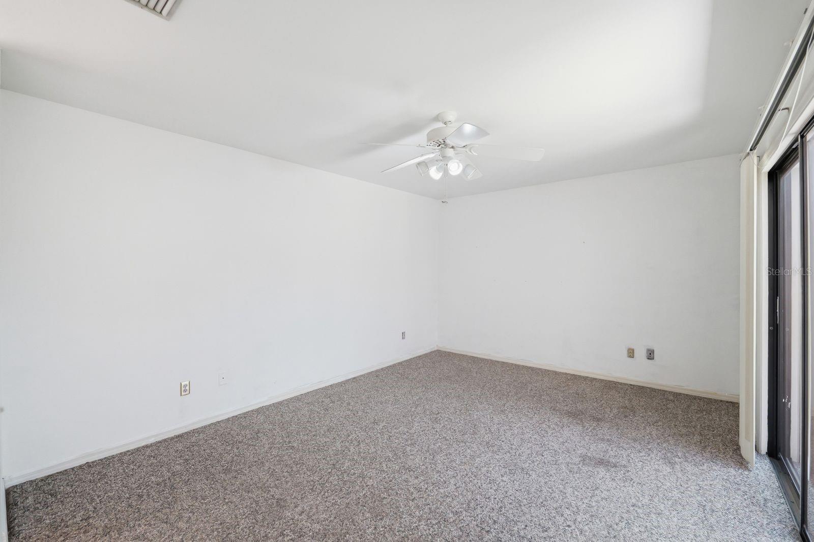 15446 E POND WOODS DR #15446, TAMPA, FL, 33618