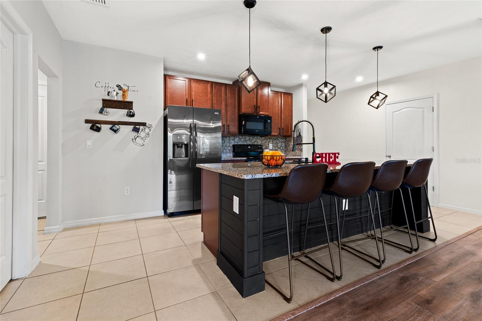 10480 HAWKS LANDING DR, LAND O LAKES, FL, 34638