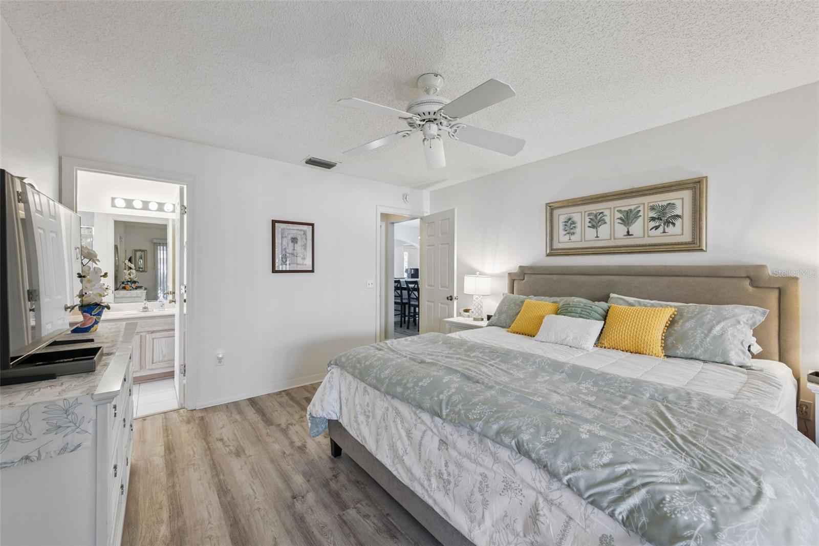 2125 ZARAGOZA PL, THE VILLAGES, FL, 32159