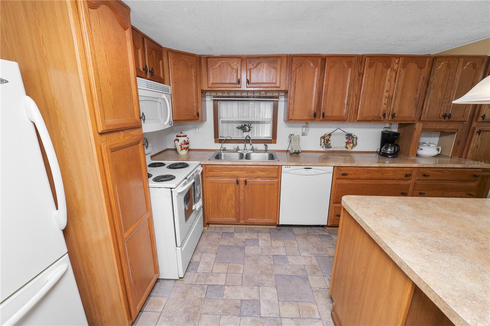 6356 BEECHWOOD AVE, LAKE WALES, FL, 33898