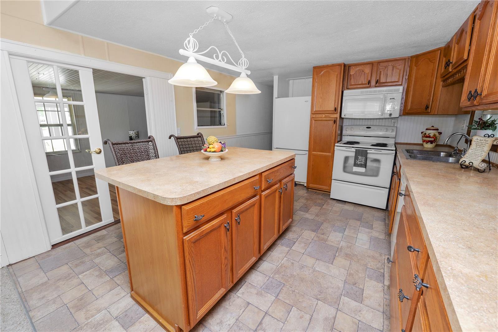 6356 BEECHWOOD AVE, LAKE WALES, FL, 33898