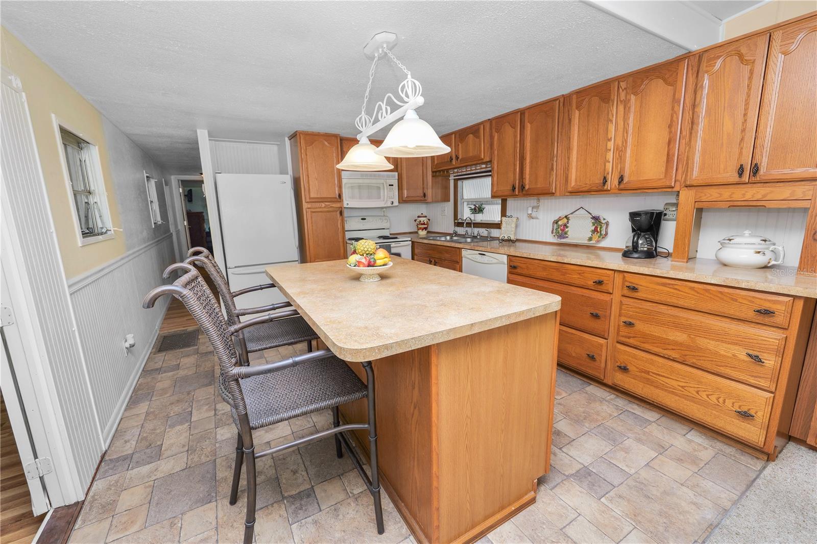 6356 BEECHWOOD AVE, LAKE WALES, FL, 33898