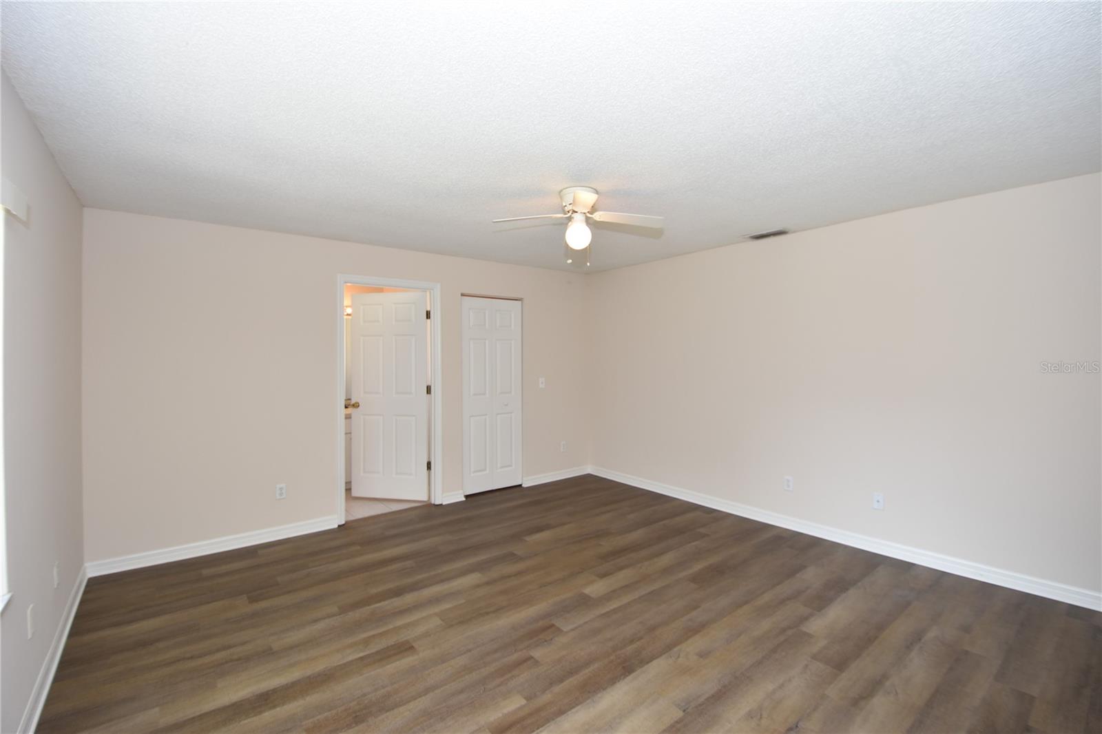 19 BURNING EMBER LN, PALM COAST, FL, 32137
