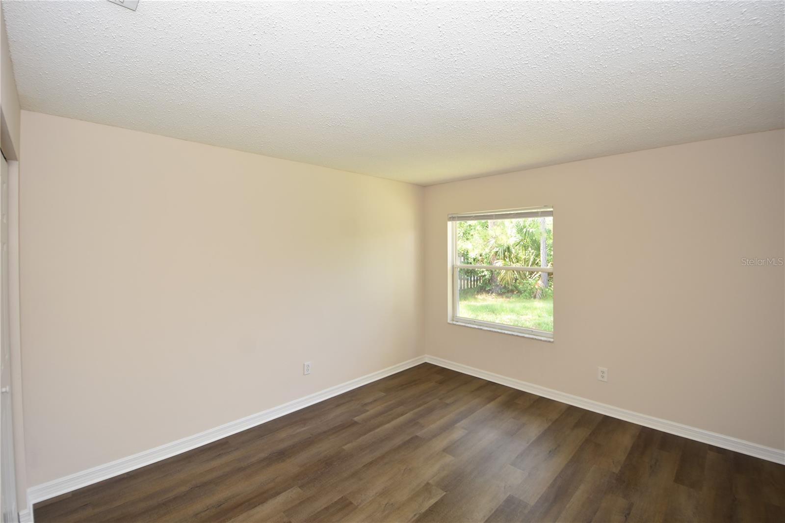 19 BURNING EMBER LN, PALM COAST, FL, 32137