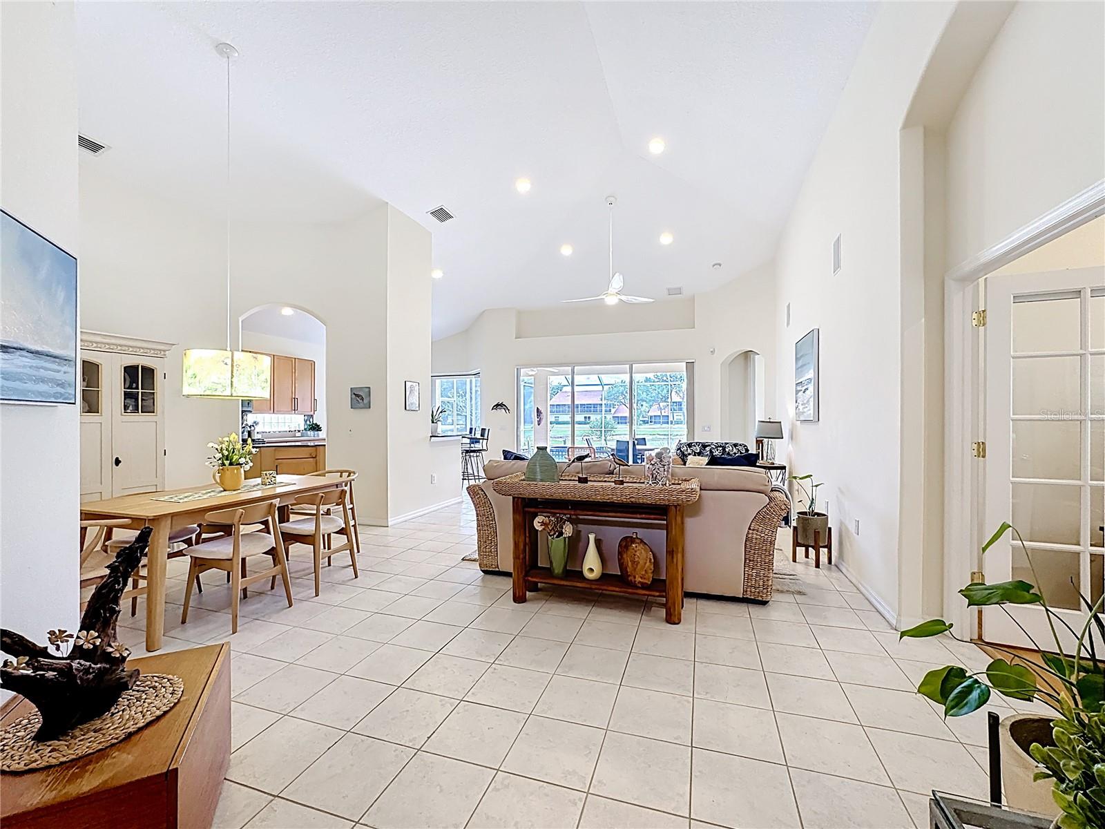 6388 ROOKERY CIR, BRADENTON, FL, 34203