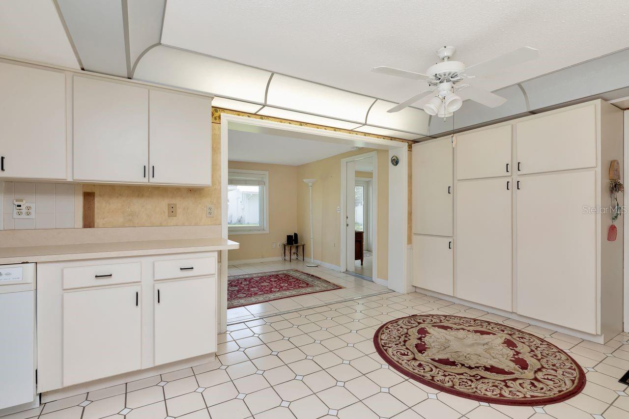 10153 44TH ST N #2, PINELLAS PARK, FL, 33782