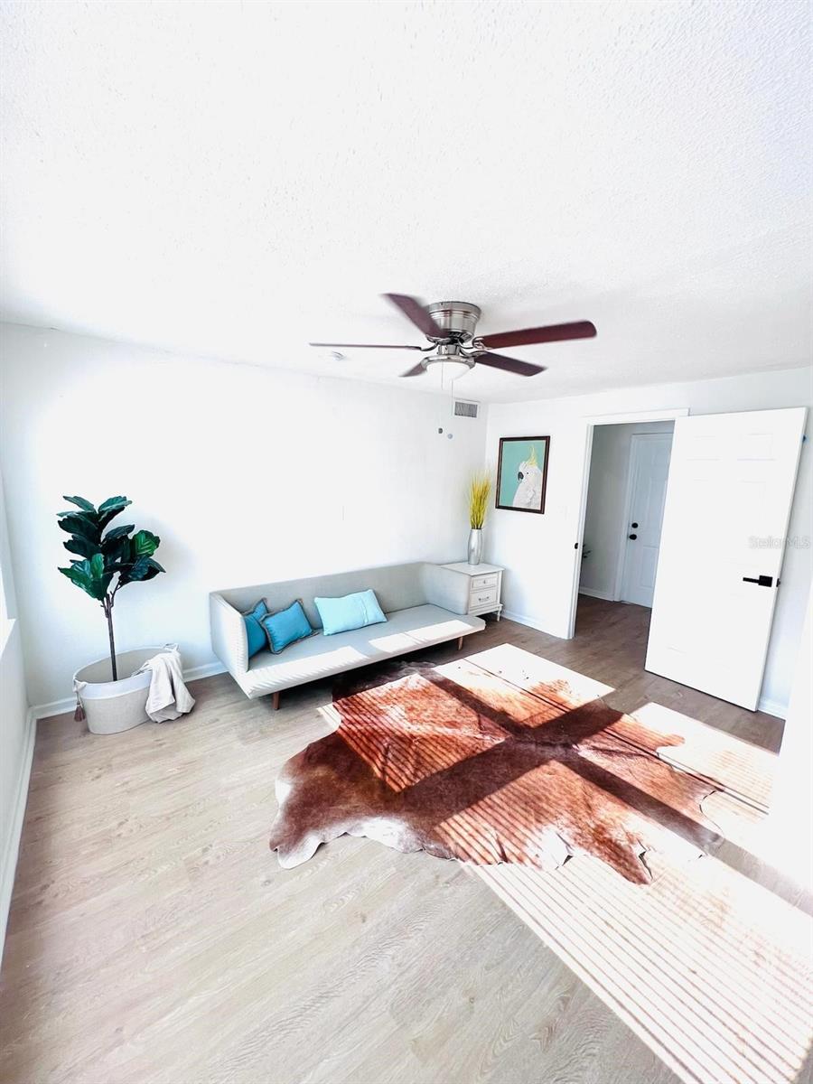 1300 21ST ST S, ST PETERSBURG, FL, 33712