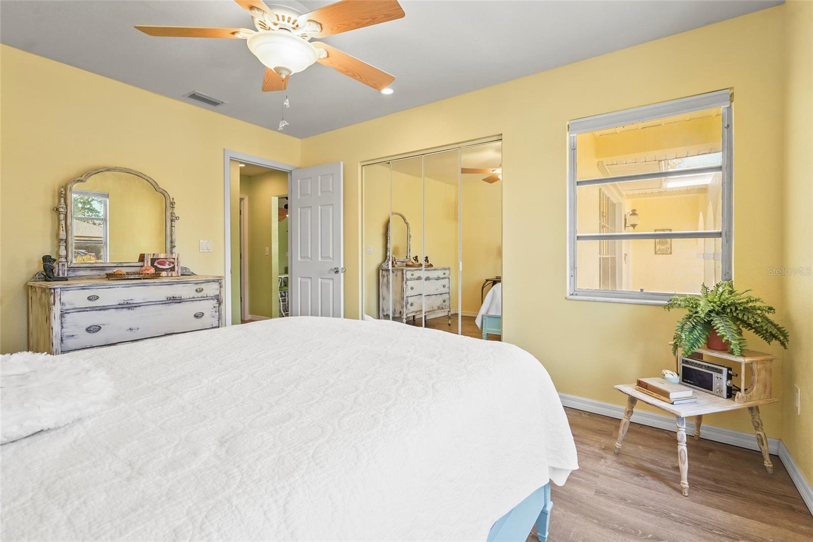 18399 BURKHOLDER CIR, PORT CHARLOTTE, FL, 33948