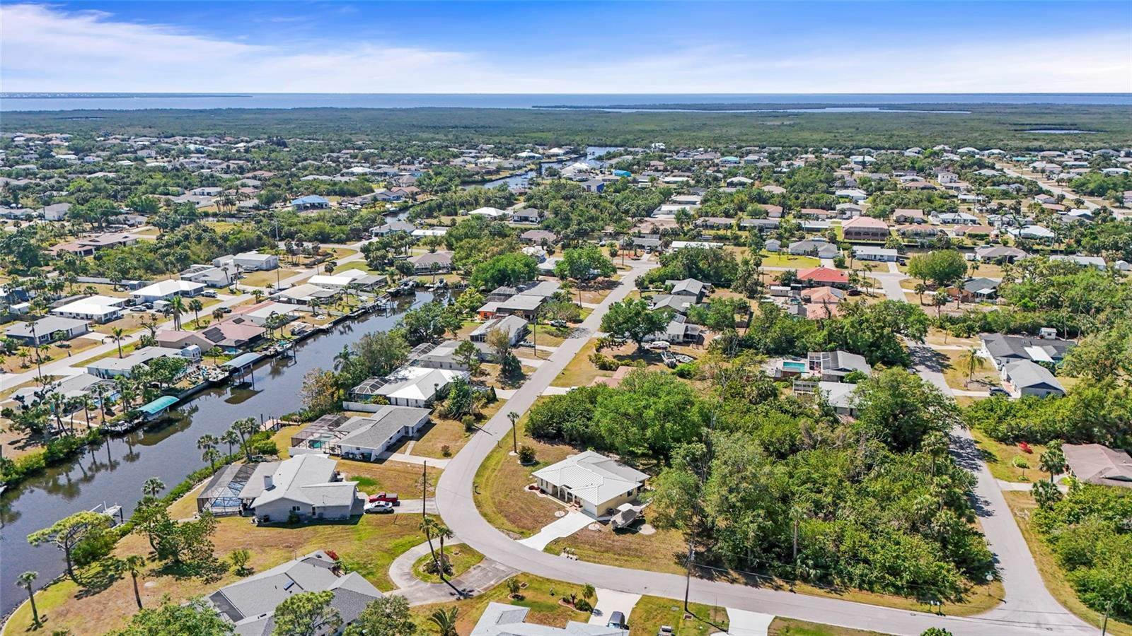 18399 BURKHOLDER CIR, PORT CHARLOTTE, FL, 33948