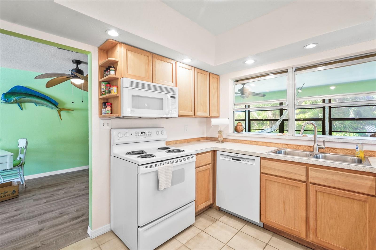 18399 BURKHOLDER CIR, PORT CHARLOTTE, FL, 33948