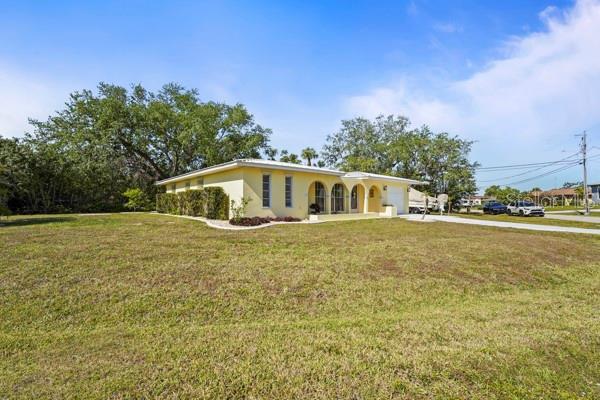 18399 BURKHOLDER CIR, PORT CHARLOTTE, FL, 33948