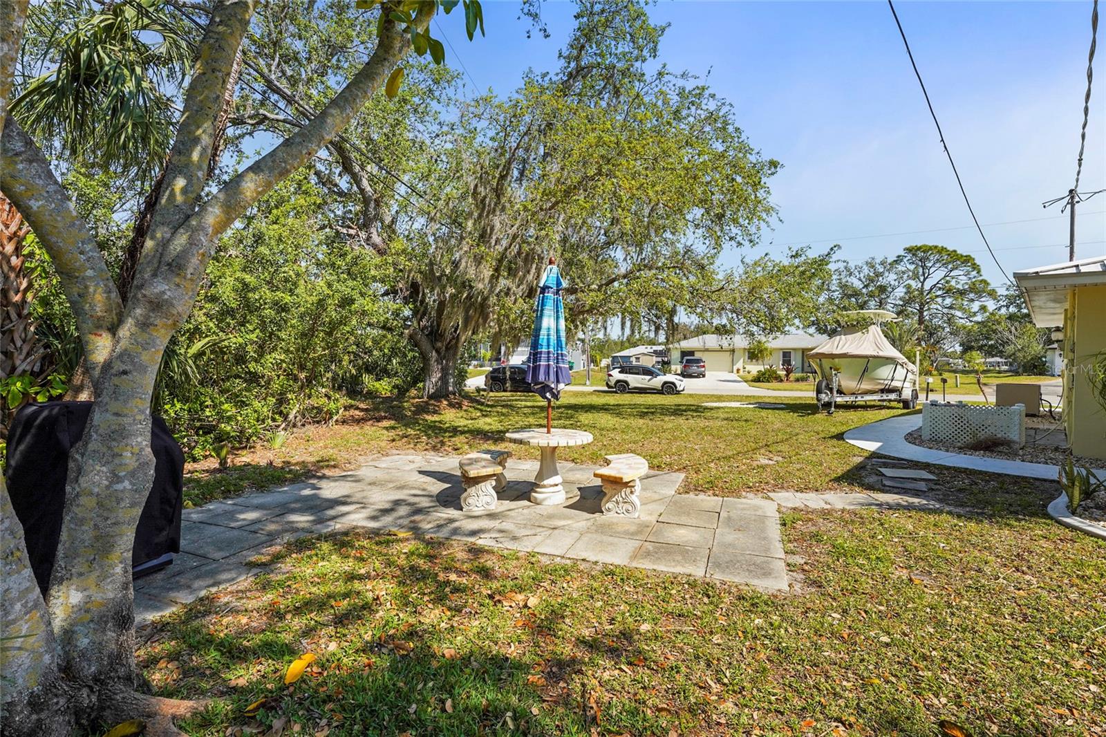 18399 BURKHOLDER CIR, PORT CHARLOTTE, FL, 33948