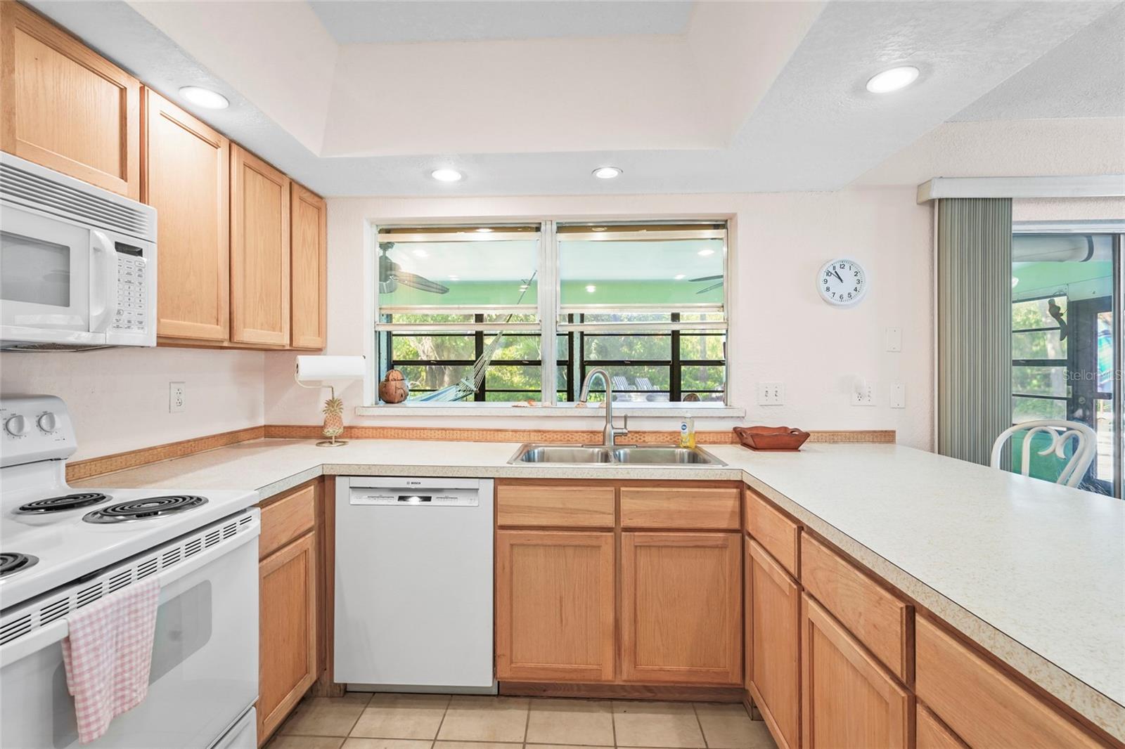 18399 BURKHOLDER CIR, PORT CHARLOTTE, FL, 33948