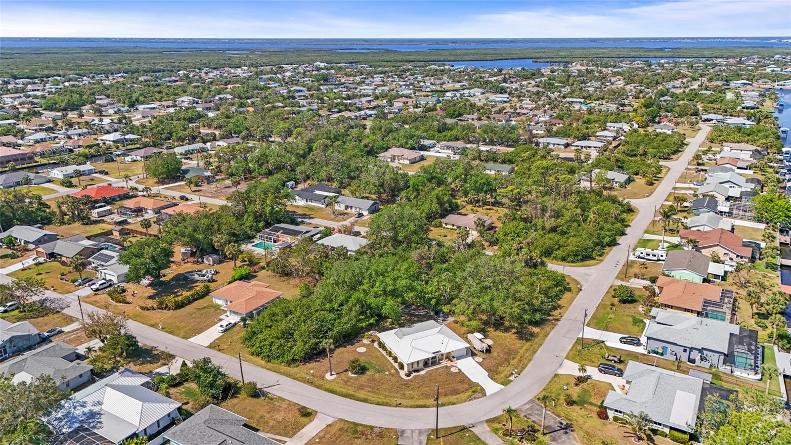 18399 BURKHOLDER CIR, PORT CHARLOTTE, FL, 33948