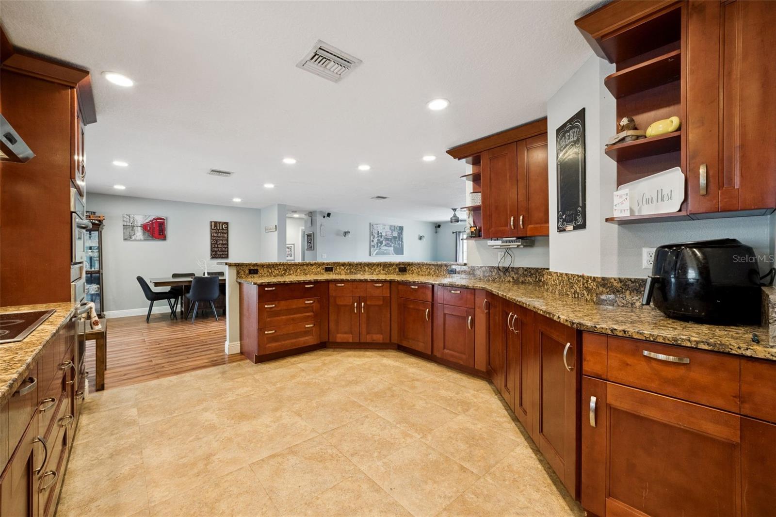 1050 CRYSTAL BOWL CIR, CASSELBERRY, FL, 32707