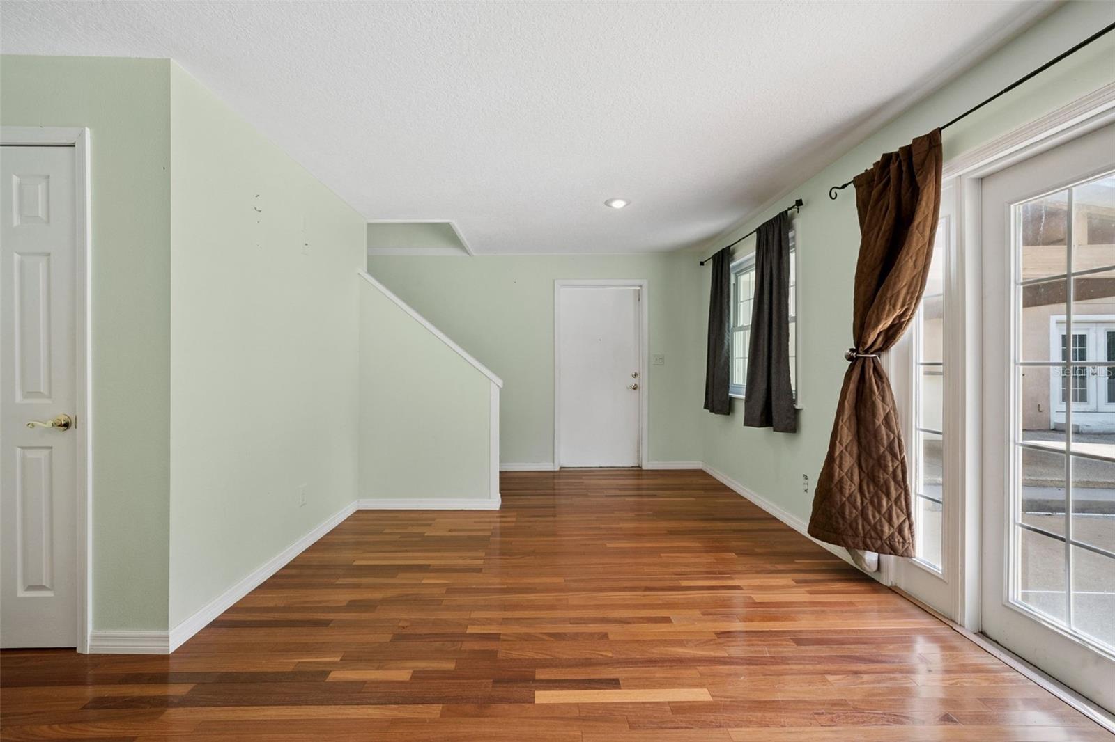 1050 CRYSTAL BOWL CIR, CASSELBERRY, FL, 32707