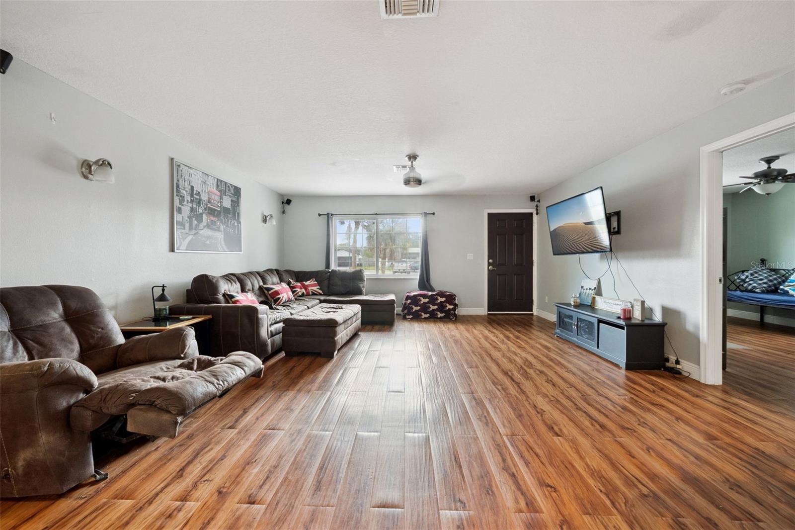 1050 CRYSTAL BOWL CIR, CASSELBERRY, FL, 32707