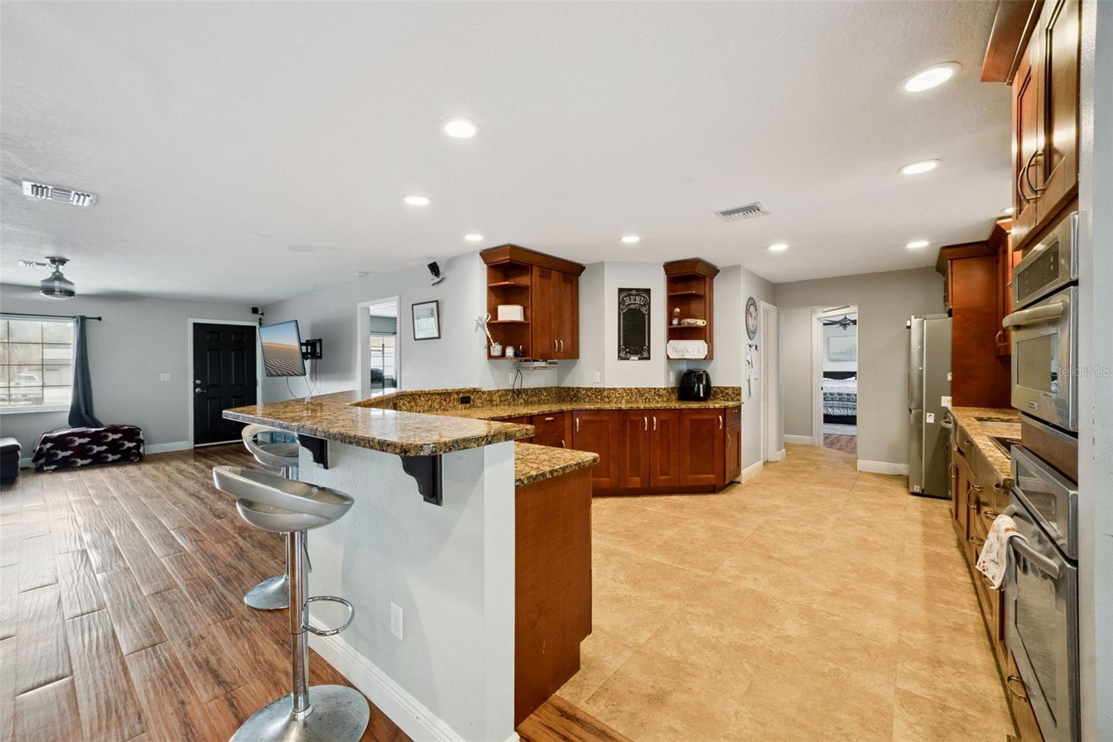 1050 CRYSTAL BOWL CIR, CASSELBERRY, FL, 32707