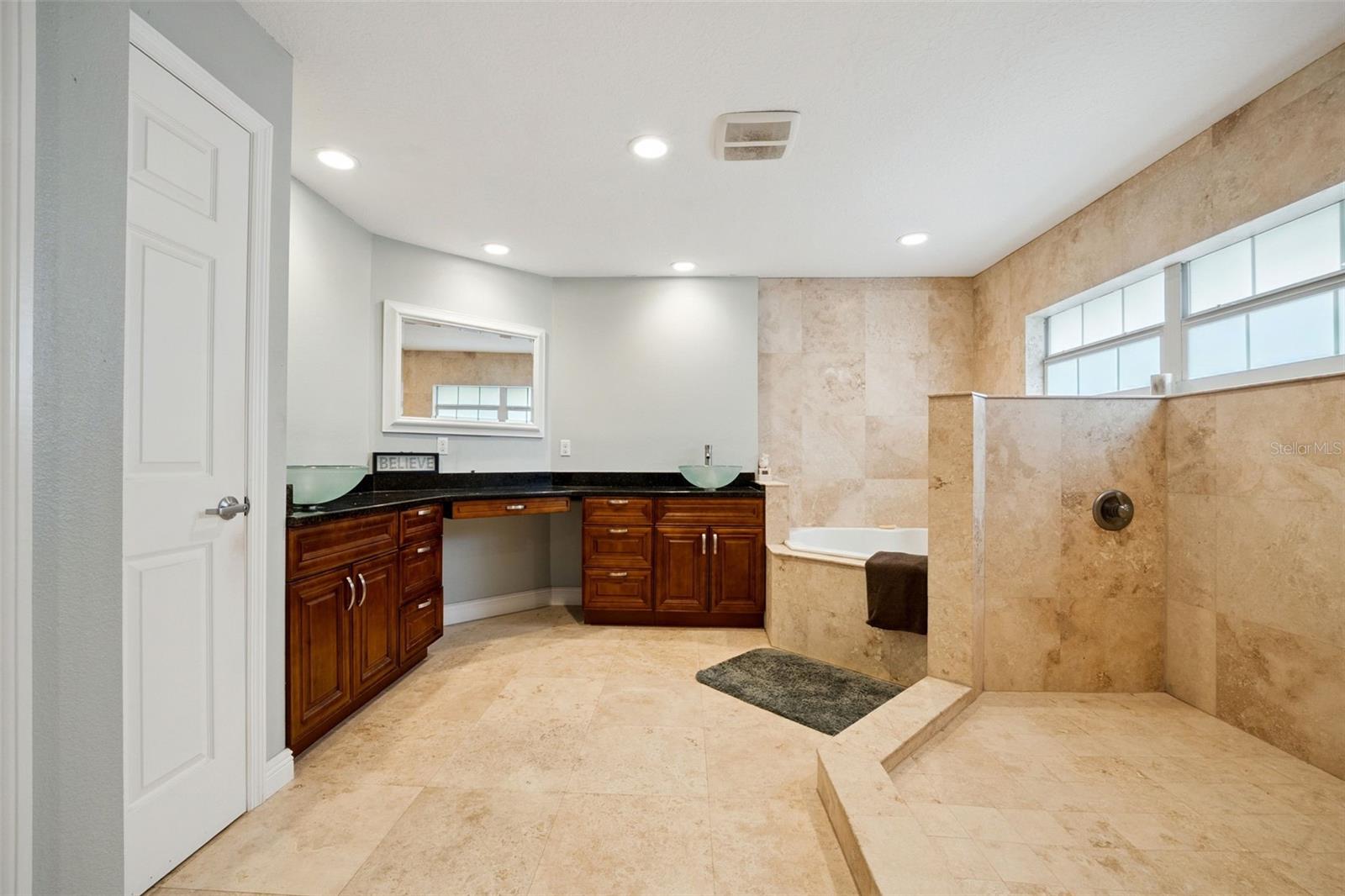 1050 CRYSTAL BOWL CIR, CASSELBERRY, FL, 32707
