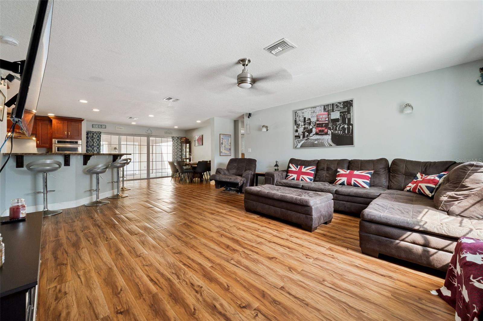 1050 CRYSTAL BOWL CIR, CASSELBERRY, FL, 32707