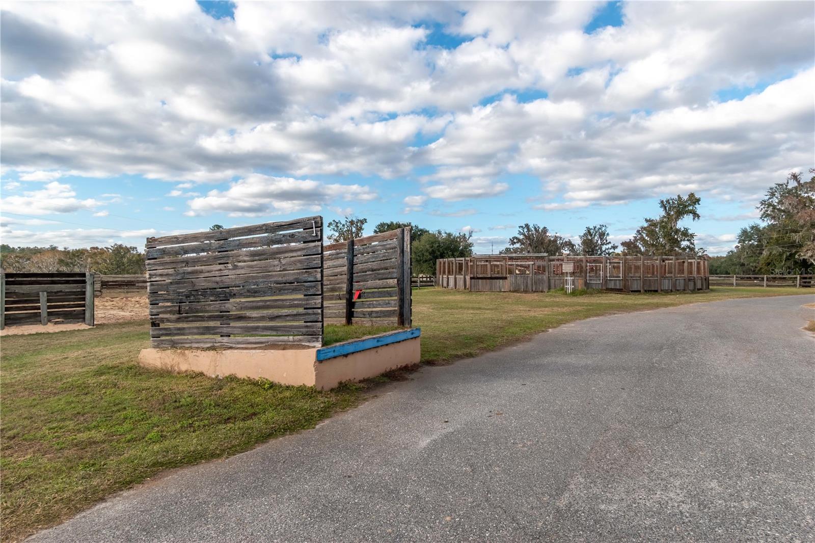 5100 W HWY 329, REDDICK, FL, 32686