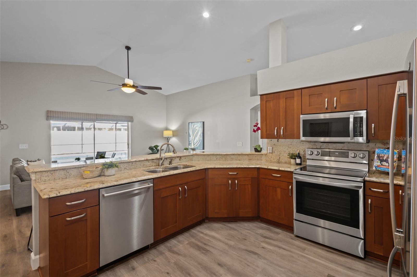 3617 TREELINE DR, VALRICO, FL, 33596