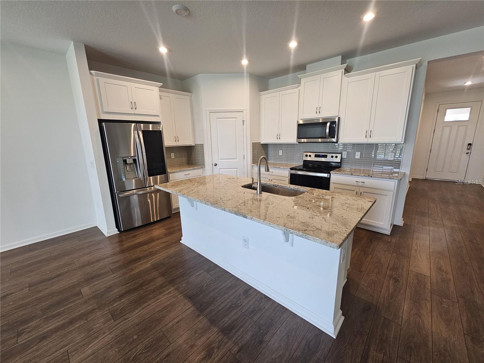 1141 LAKESHORE BREEZE PL, KISSIMMEE, FL, 34747