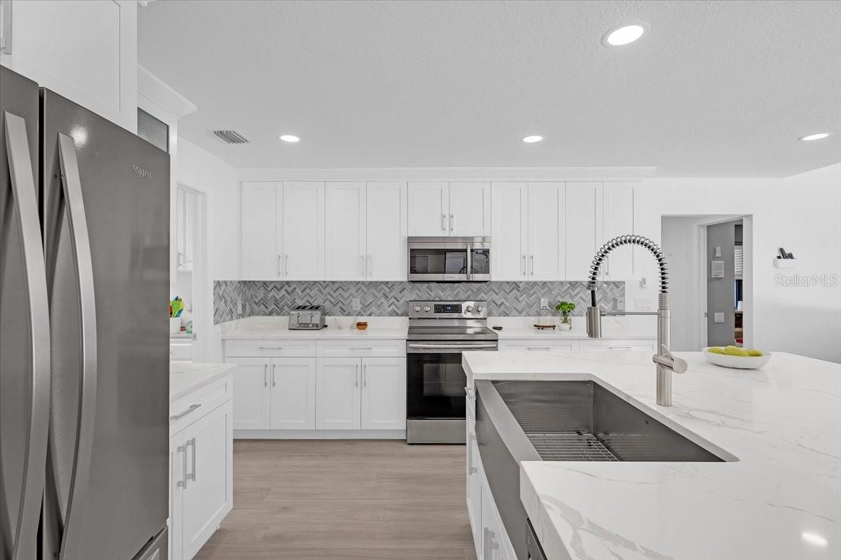 6210 IROQUOIS CT, ODESSA, FL, 33556