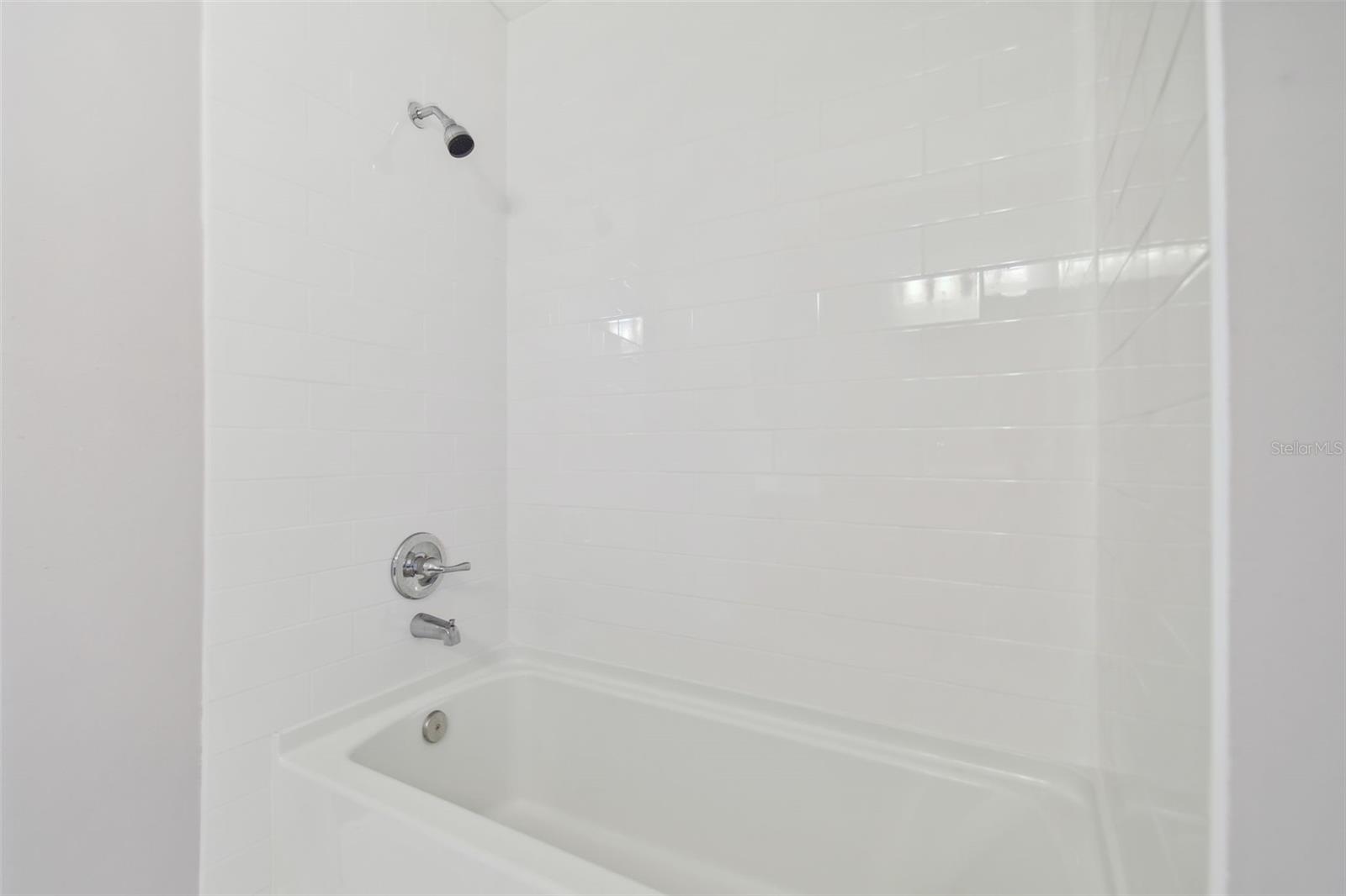 3430 HIGH HAMPTON CIR, TAMPA, FL, 33610