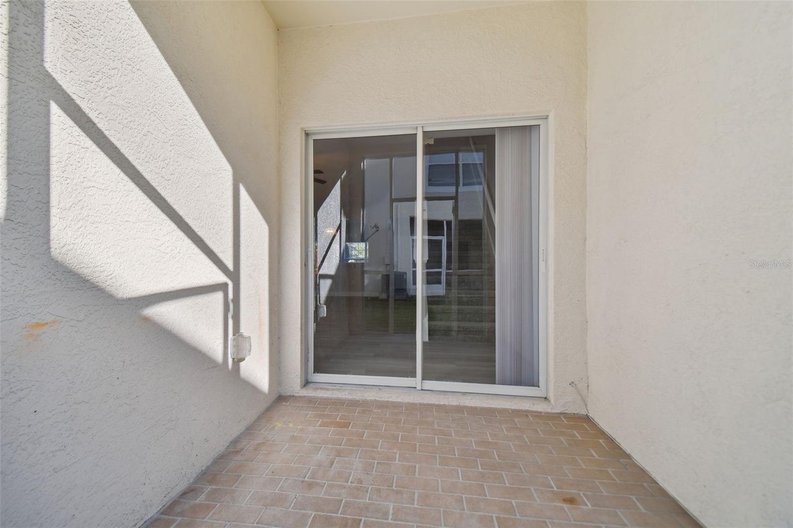 3430 HIGH HAMPTON CIR, TAMPA, FL, 33610