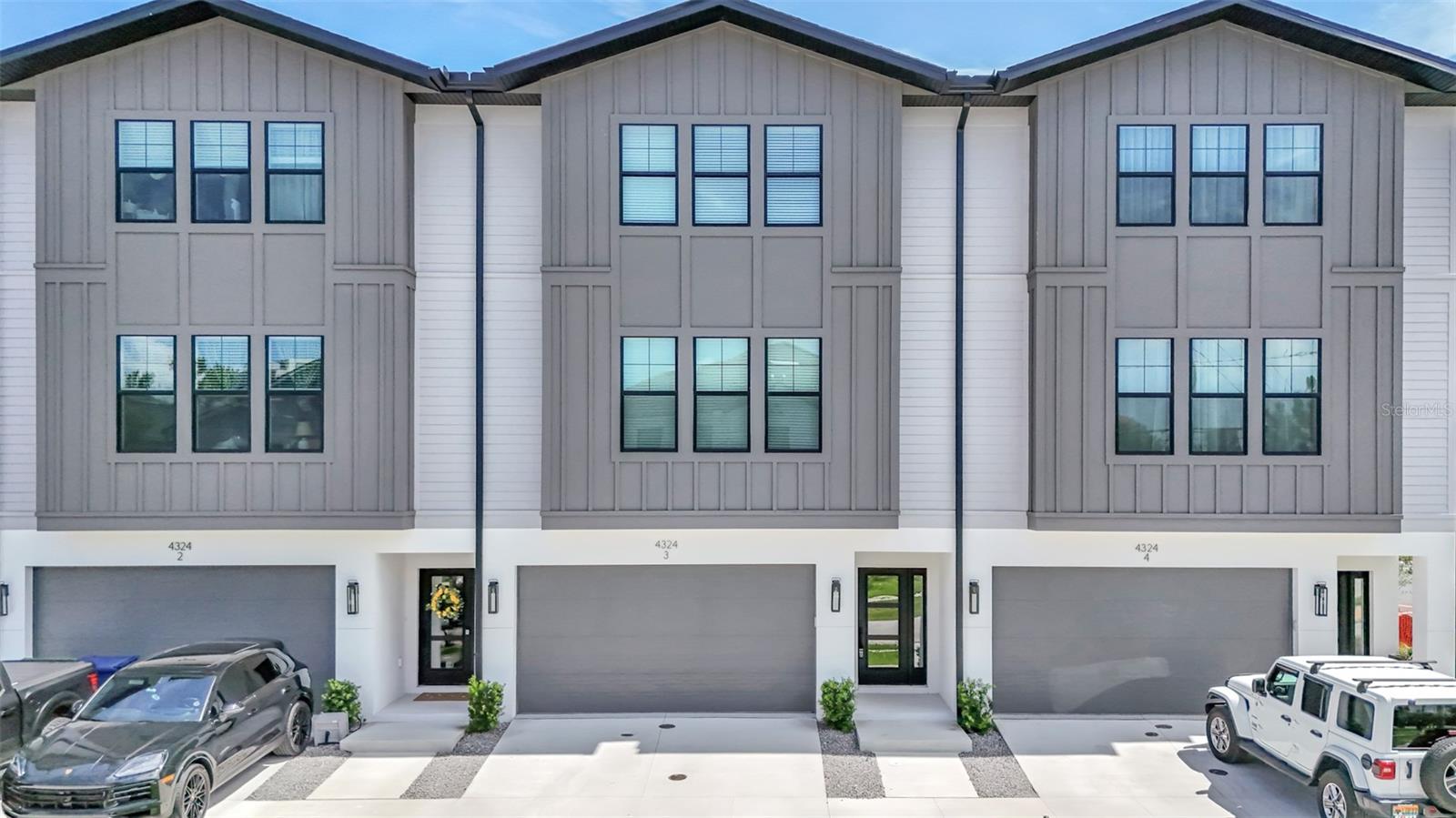 4324 W GRAY ST #2, TAMPA, FL, 33609