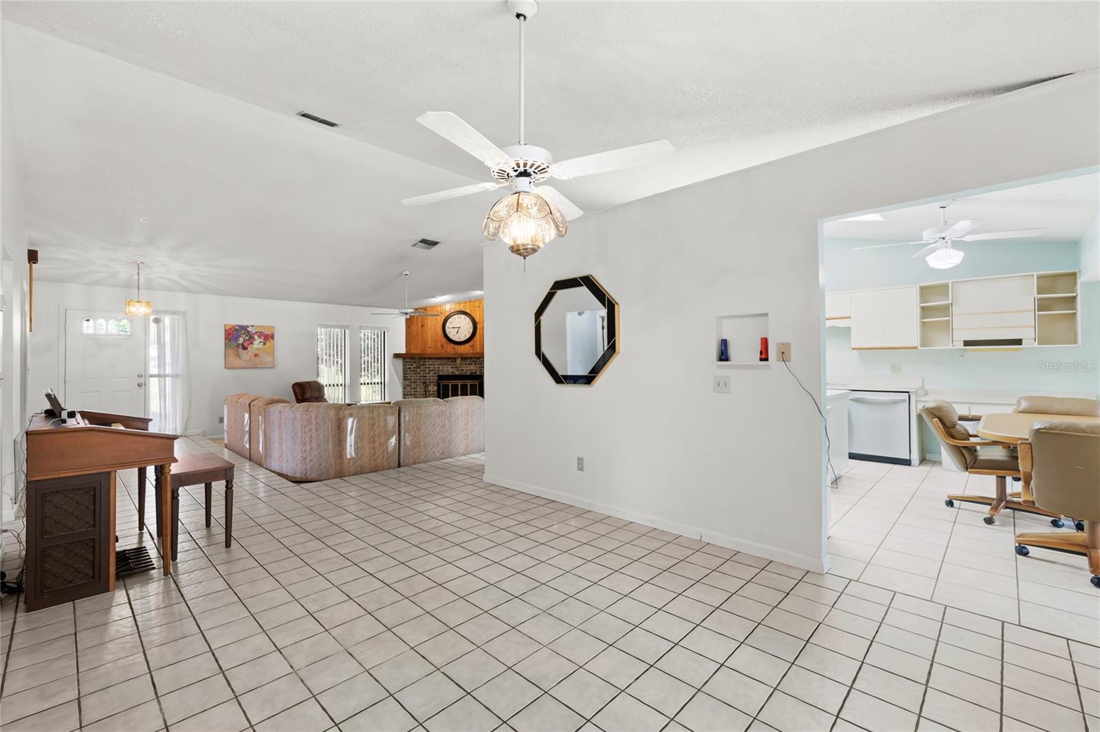1229 E CROWN POINT RD, OCOEE, FL, 34761