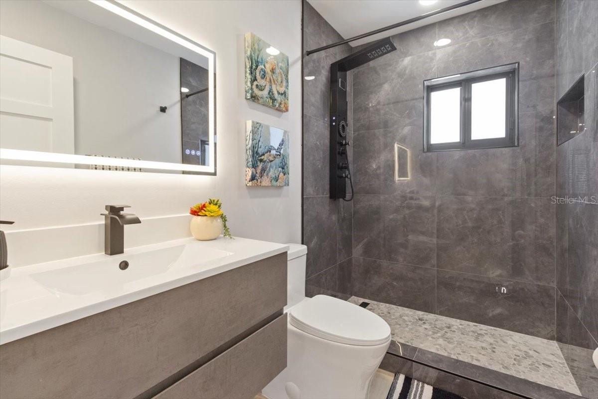 312 N LINCOLN AVE, TAMPA, FL, 33609